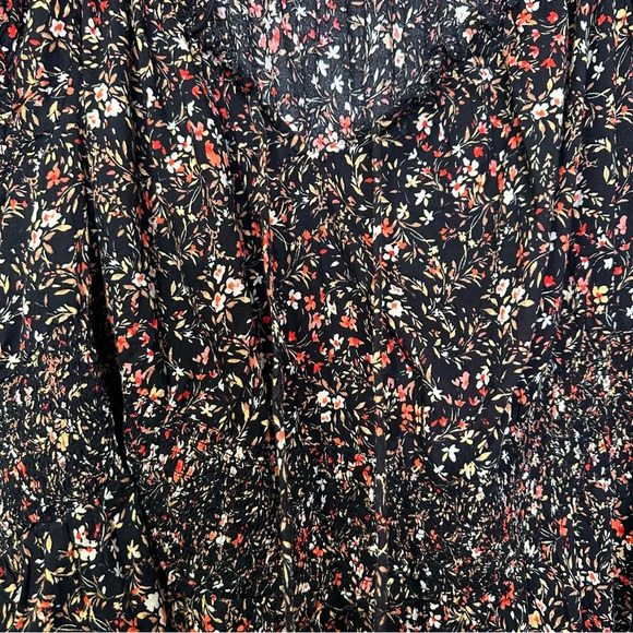 Old Navy 4x Black Floral Print Puff Sleeve Smocked Peplum Blouse - Picture 7 of 8